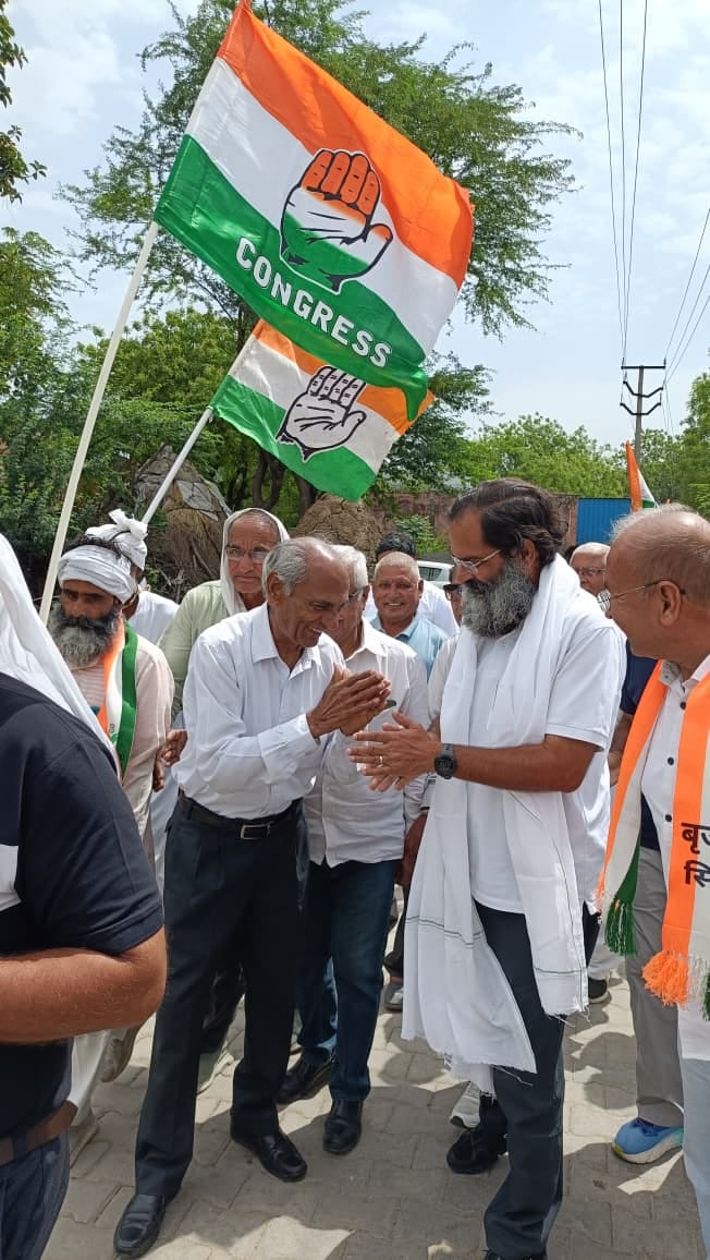 Government is entangling farmers in online process to complete deal with America: Brijendra