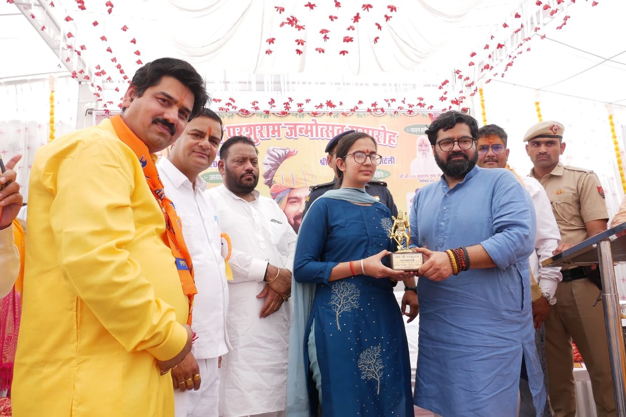 Rajya Sabha Member Assures Provision of Free Education to Children