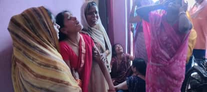 dowry harassed woman found hanging from noose rohtas police investigation bihar news