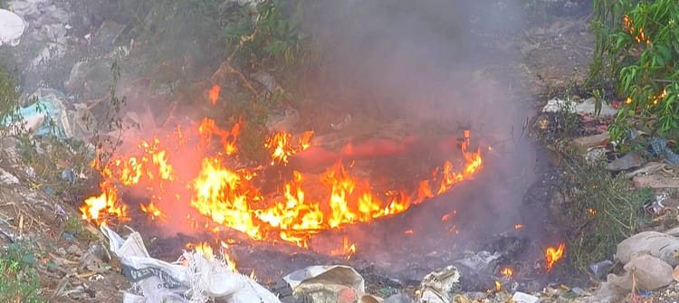 33,000 Cables Caught Fire, Leaving 30 Villages Without Power. - Lucknow News - Lucknow News:33 हजार केबल में लगी आग, 30 गांवों की बिजली गुल