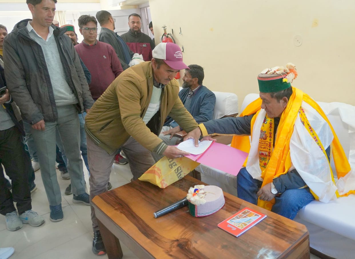 Revenue Minister listened to the problems of the people in Reckong Peo