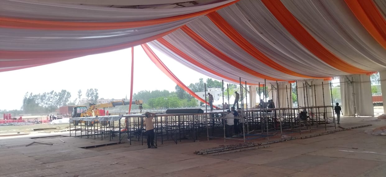 A drone show will be held at the fairground in Dharamnagari, where 500 drones brought from Delhi will be flown.