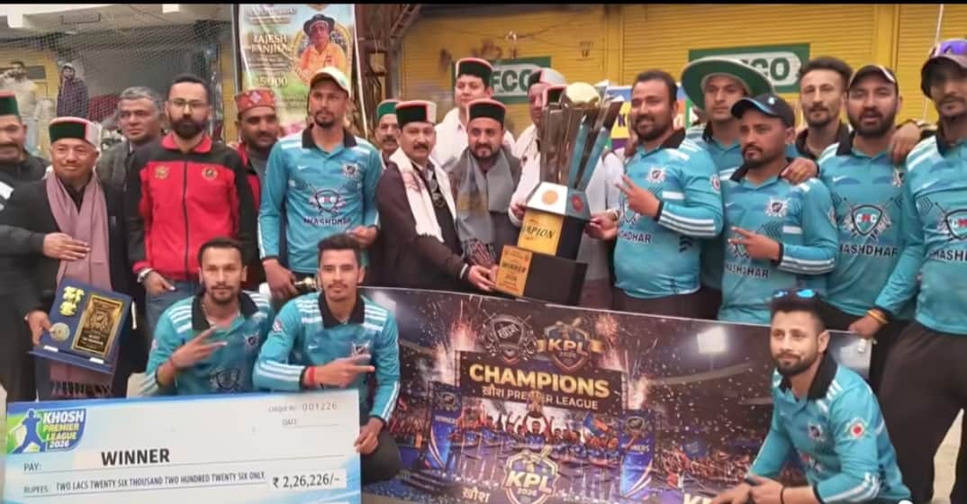 खशाधार टीम ने जीती खौश प्रीमियर लीग पंचायत स्तरीय क्रिकेट स्पर्धा। संवाद