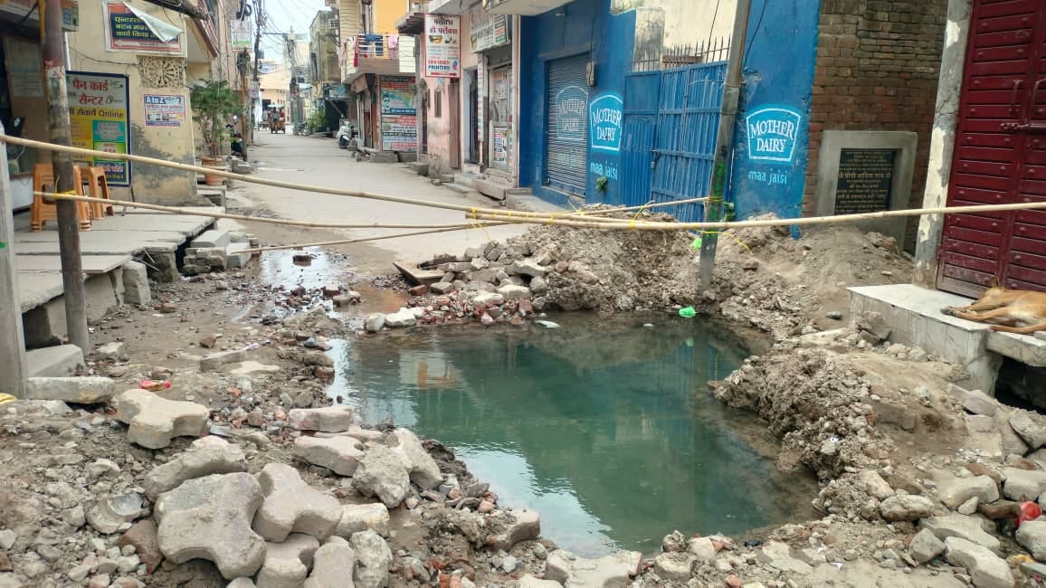 A pipeline burst, leaving residents thirsty for water, and roads to several neighborhoods closed for five days.