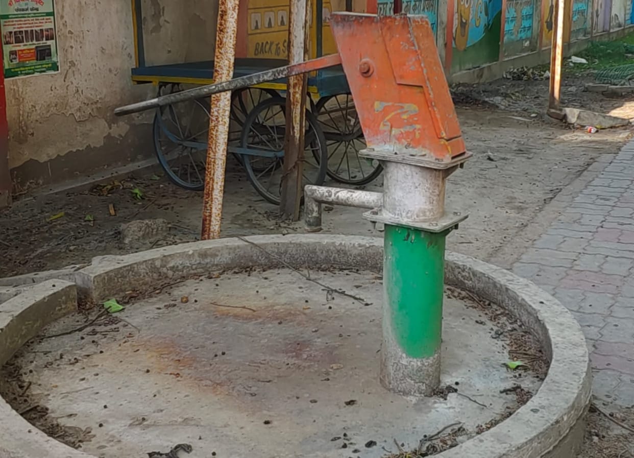 Fight against thirst: 180 hand pumps in the city are out of order, responsible people are careless