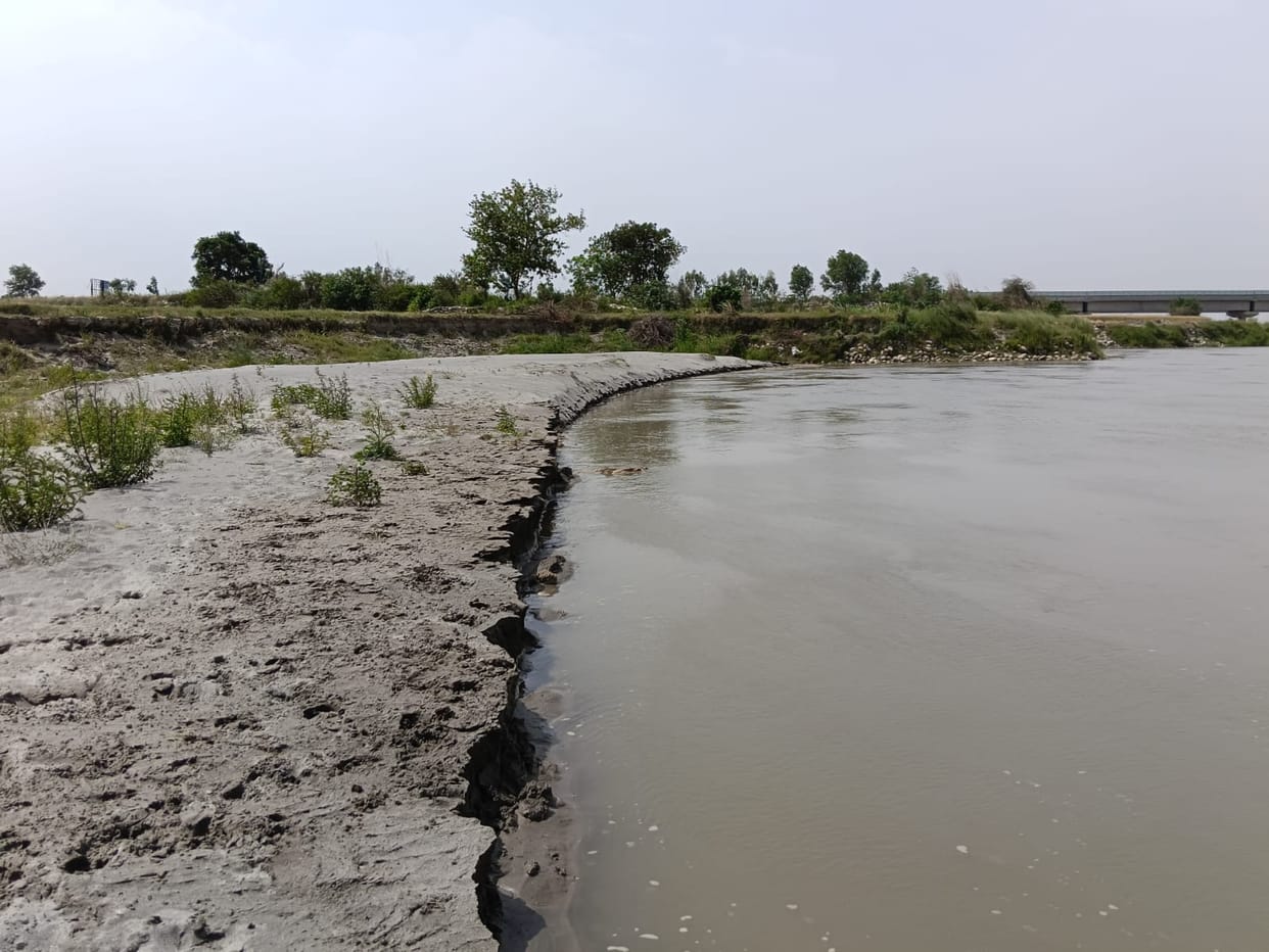 Erosion in Yamuna increased the concern of farmers