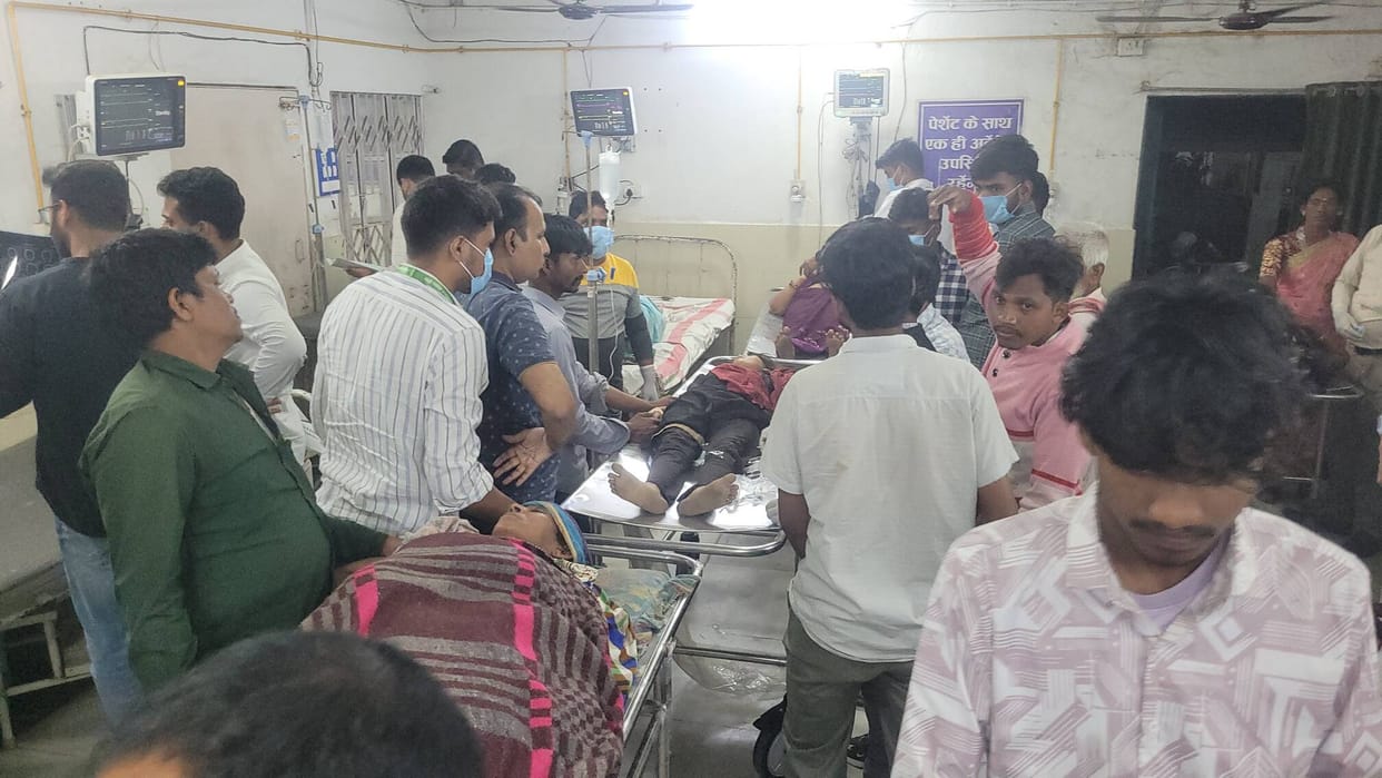 katihar gedabari road accident 13 killed narendra modi announces compensation bihar news