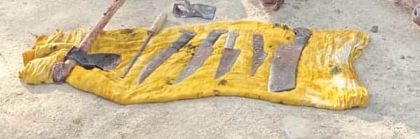 तस्कर से बरामद किए गए हथियार