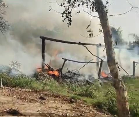 Strong winds further fueled the fire, burning five houses to ashes.