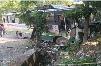 HRTC bus hits hill, four people including conductor injured