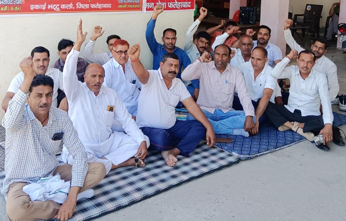 Firefighters threaten to extend strike for three more days