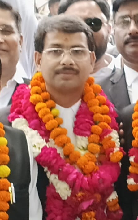 Manjula and Ganesh became vice presidents, no faction got complete victory