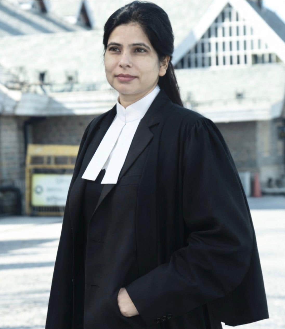 बार काउंसिल पंजाब एवं हरियाणा की पहली एससी सदस्य चुनी गईं अधिवक्ता सुनीता कलसन।