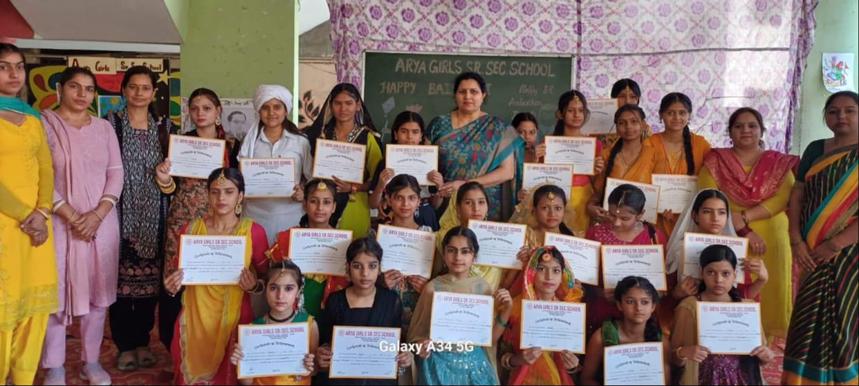 Dali Shah and Chanchal won the competition held on Baisakhi