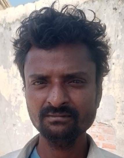 Public toilets are in ruins due to lack of maintenance, people are troubled