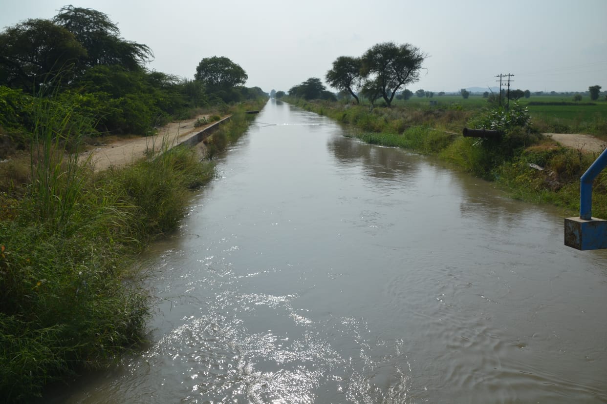 Loharu Canal passing near village Rawaldhi.
