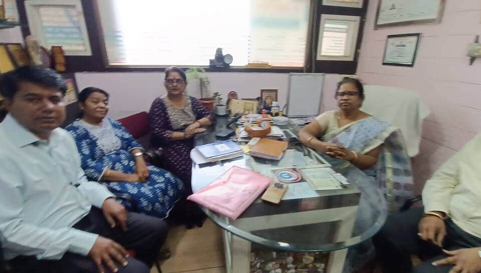 अस्पताल पहुंची स्वास्थ्य विभाग की टीम