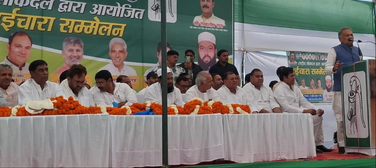Only if the society lives together, the country will progress: Trilok Tyagi