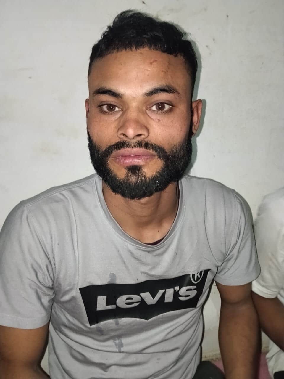 फिल्मी अंदाज में फरार हुआ विचाराधीन कैदी