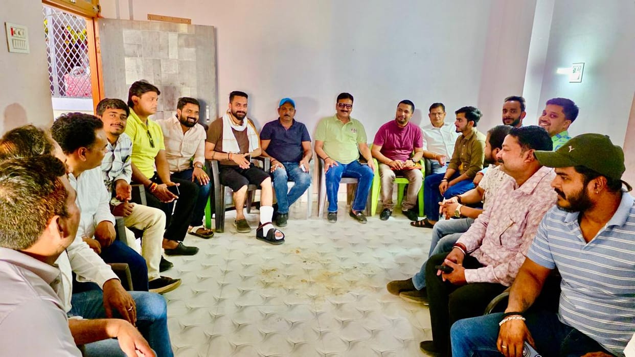 Meetings will be held in the streets to connect young businessmen