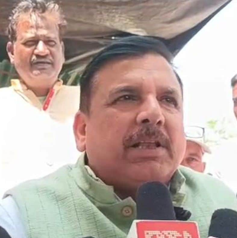 सुल्तानपुर में पत्रकारों को संबोधित करते आम आदमी पार्टी के राज्यसभा सांसद संजय सिंह। स्रोत-सोश