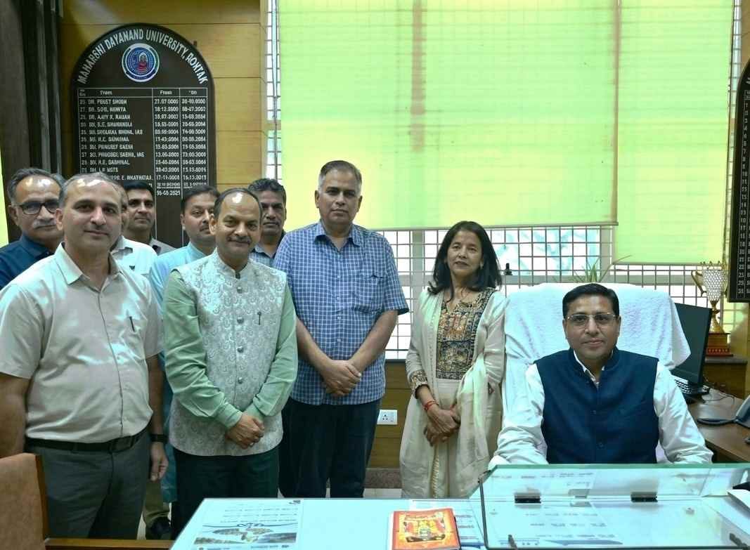 Prof. Sandeep Bansal Assumes Charge as Registrar of MDU