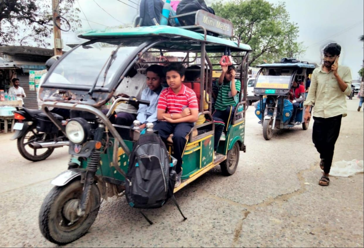 Action against illegal school vehicles stuck till the formality