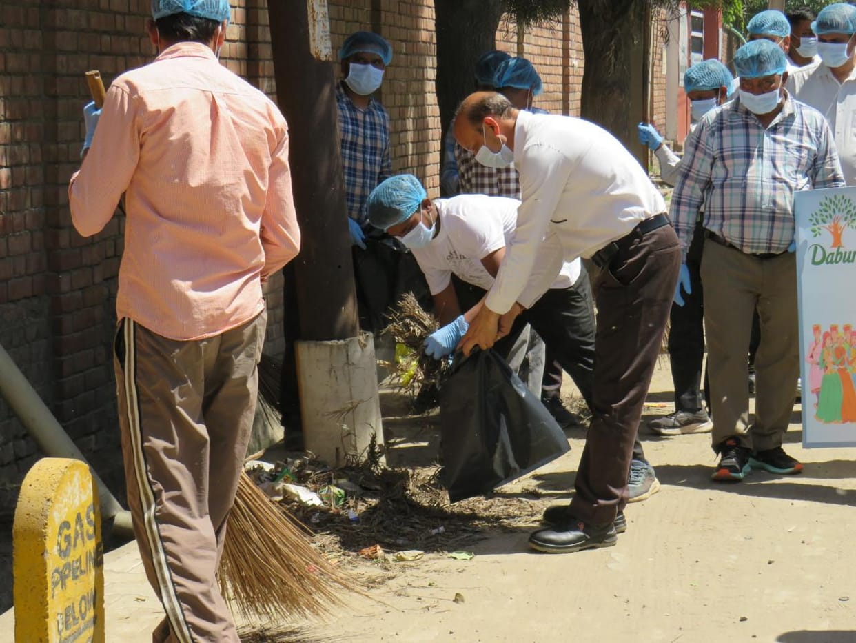 Cleanliness drive launched on the occasion of Himachal Day