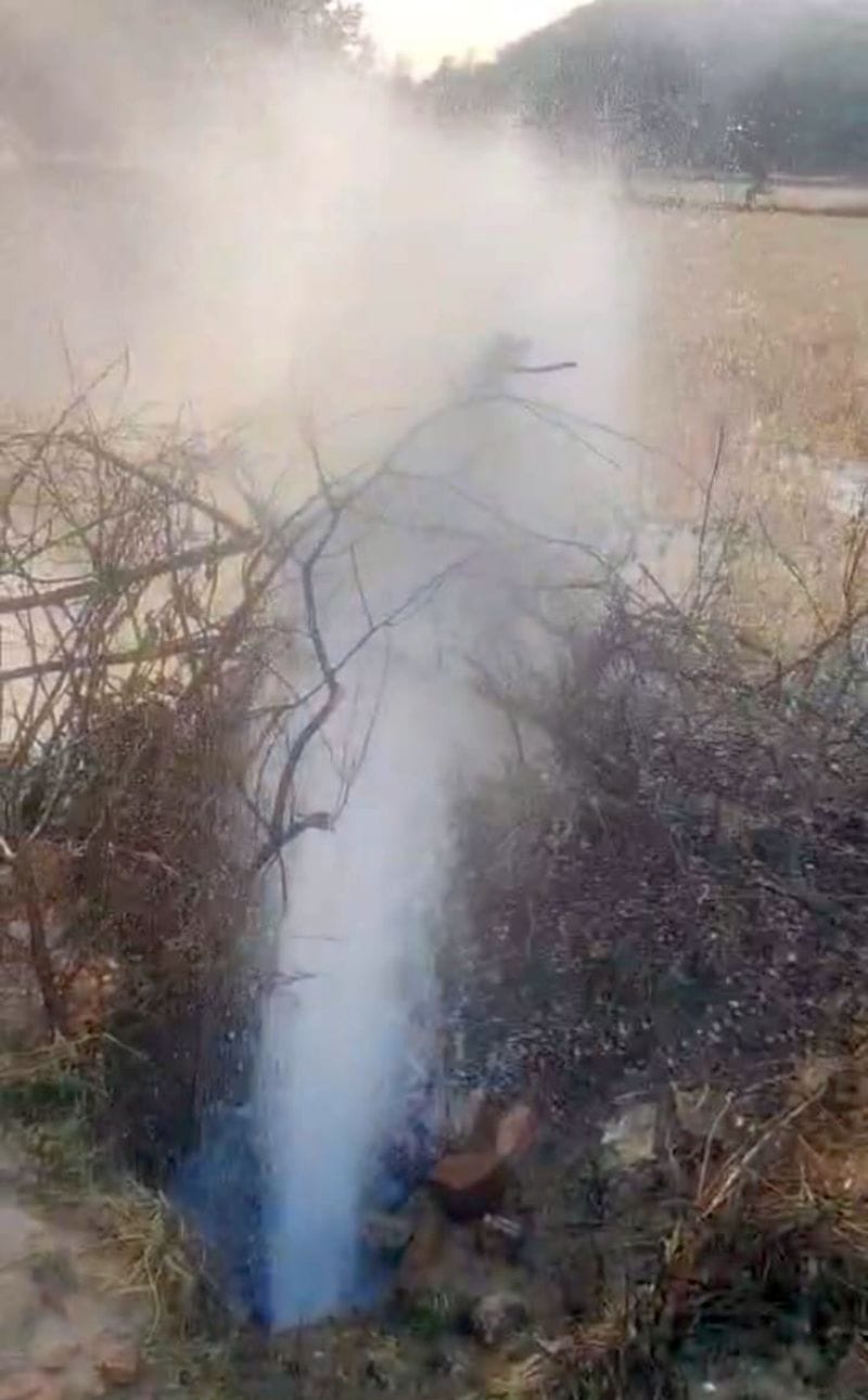 Pipeline broke during pole shifting, water supply to 22 villages disrupted