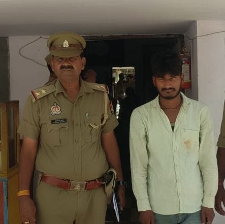 Accused of raping a teenager arrested