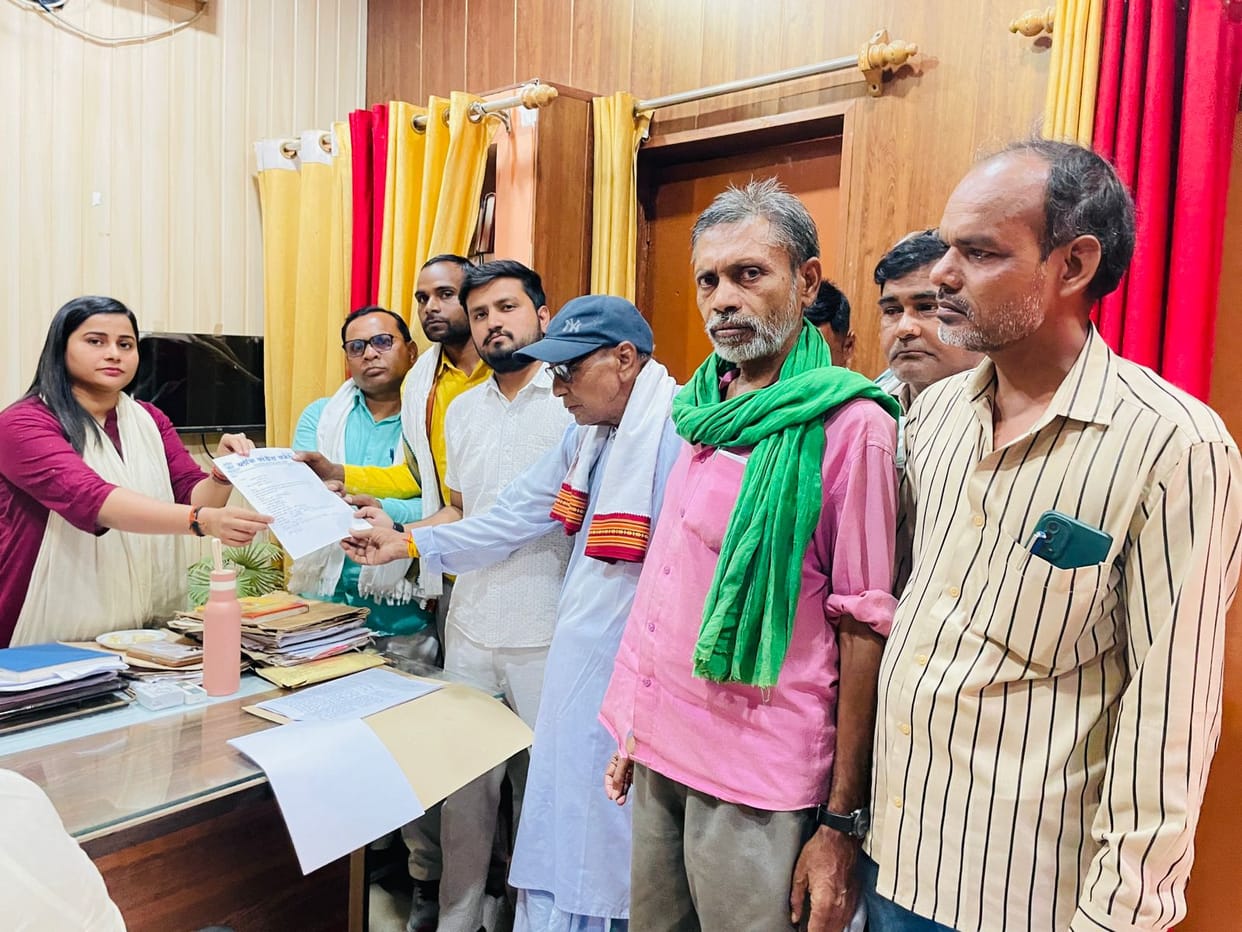 Demand for Action Against Assam CM Congress Submits Memorandum
