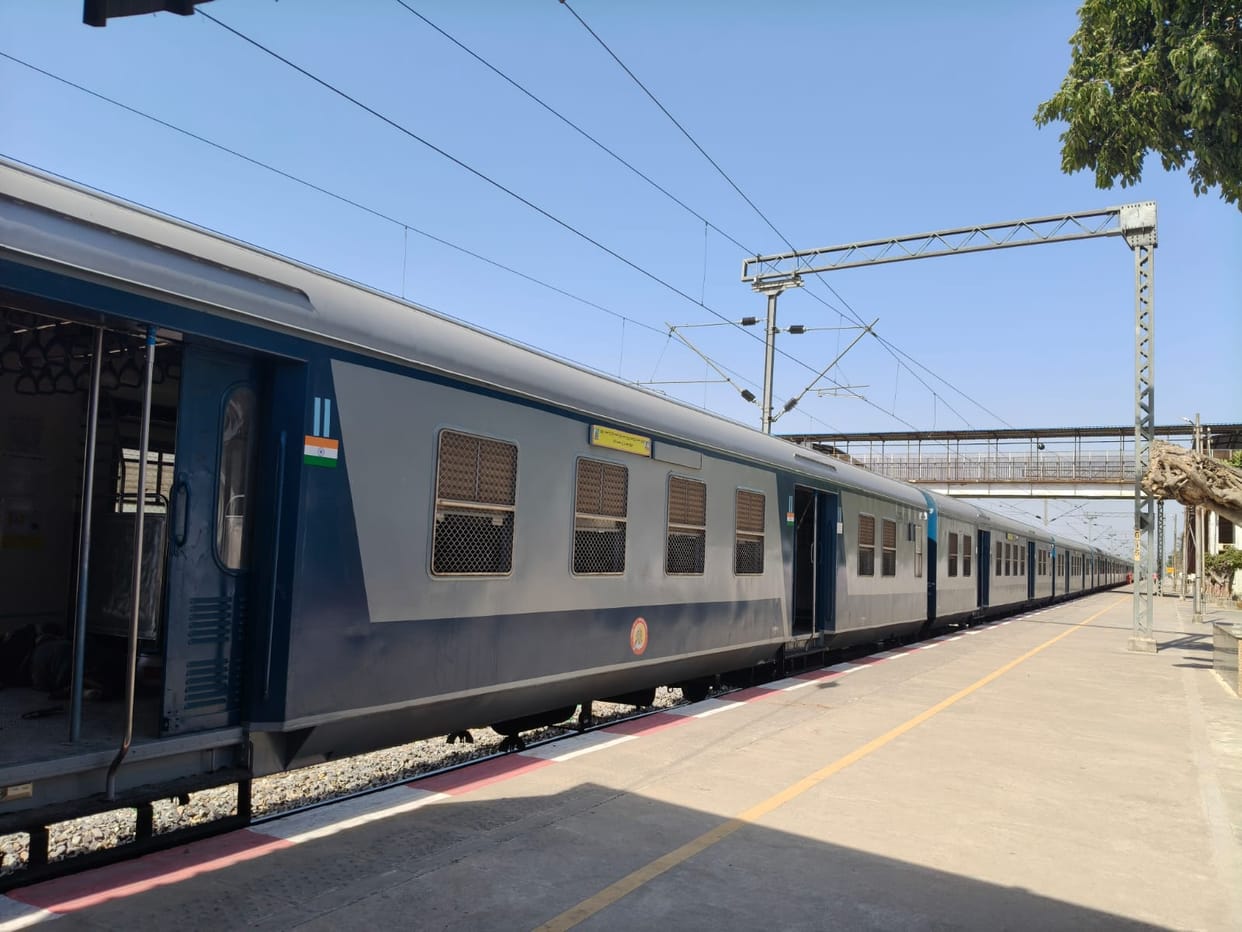 Technical Glitch Hits DEMU Engine Train Halted at Station for Nearly Four Hours