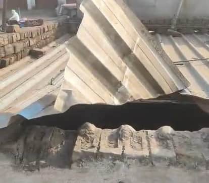 theft committed at shop under jurisdiction of Kusumunda Police Station by breaking through roof