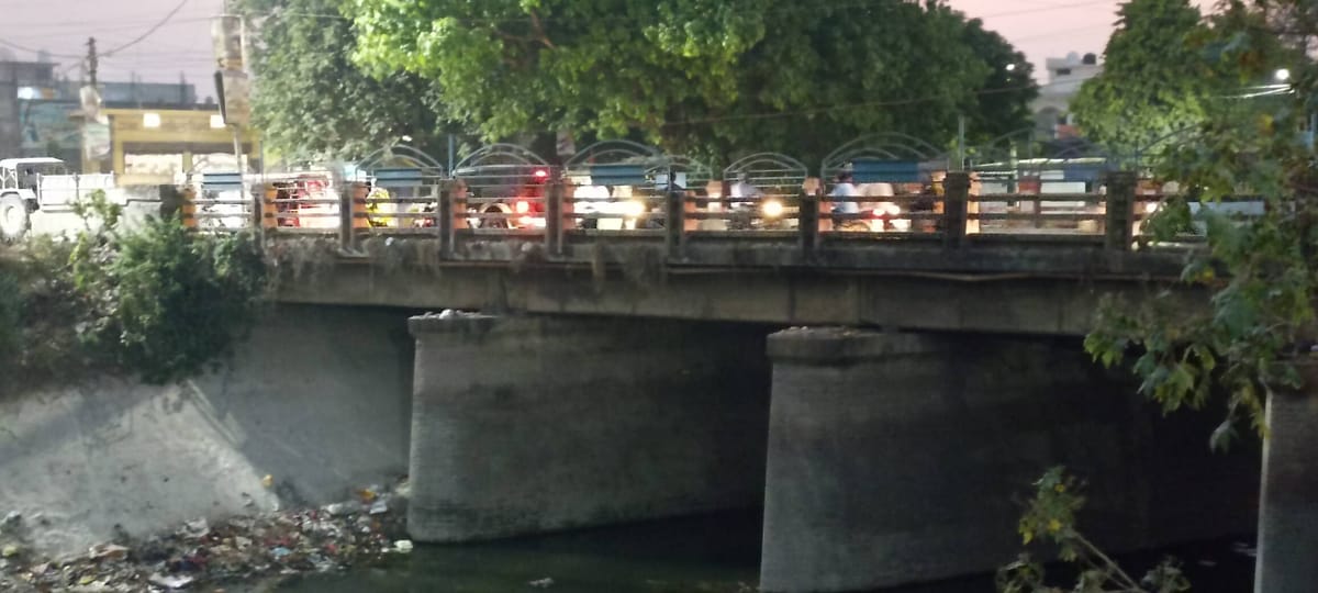 गंडक नहर पुल : पीडब्ल्यूडी ने सिंचाई विभाग से मांगा नक्शा