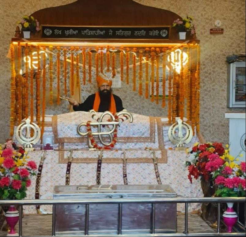 Akhand Path and Shabad Kirtan held at Shri Guru Singh Sabha; devotees partook of the Langar.