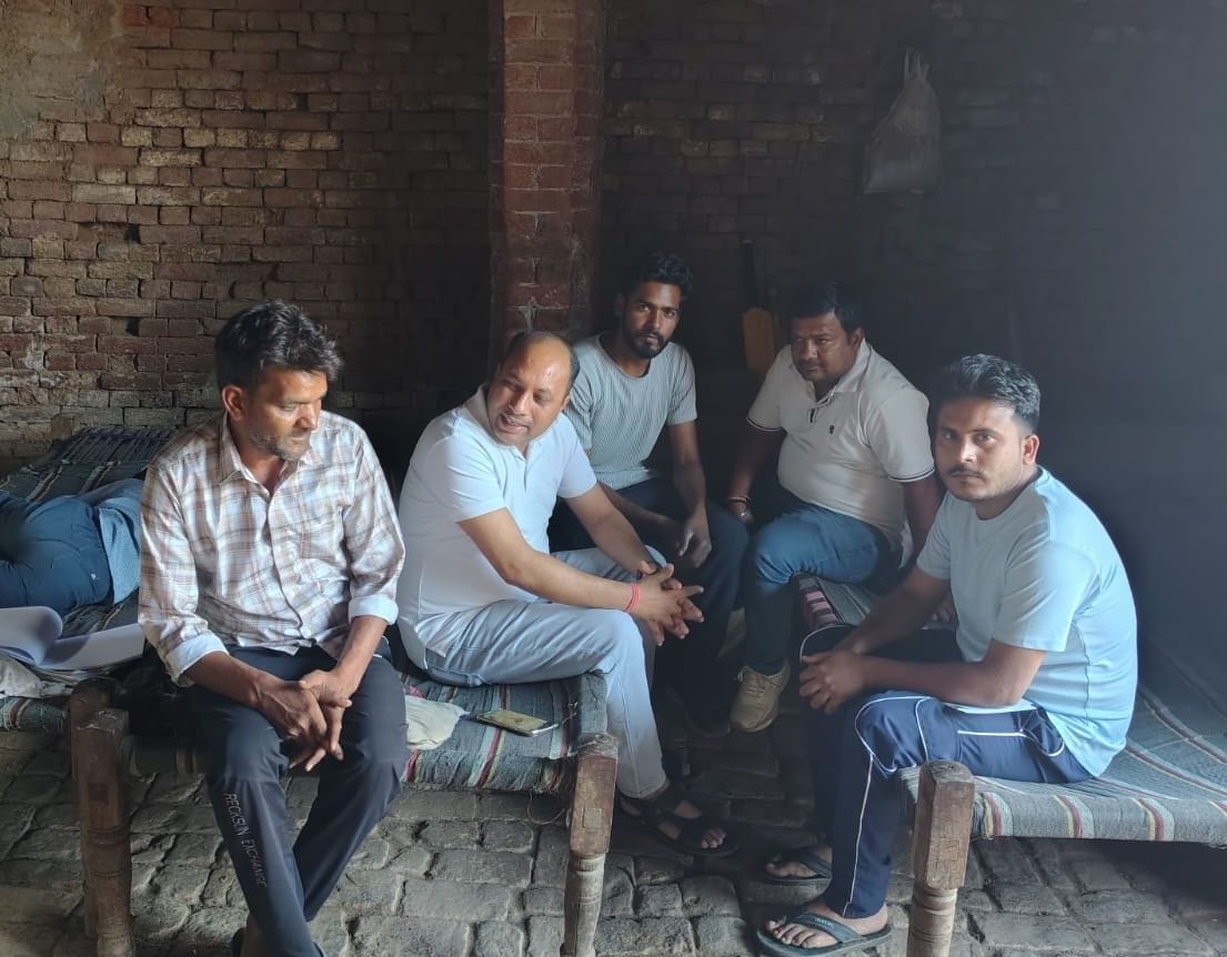 Every possible assistance will be provided to the family of farmer Naresh: Surendra Kharakbhura