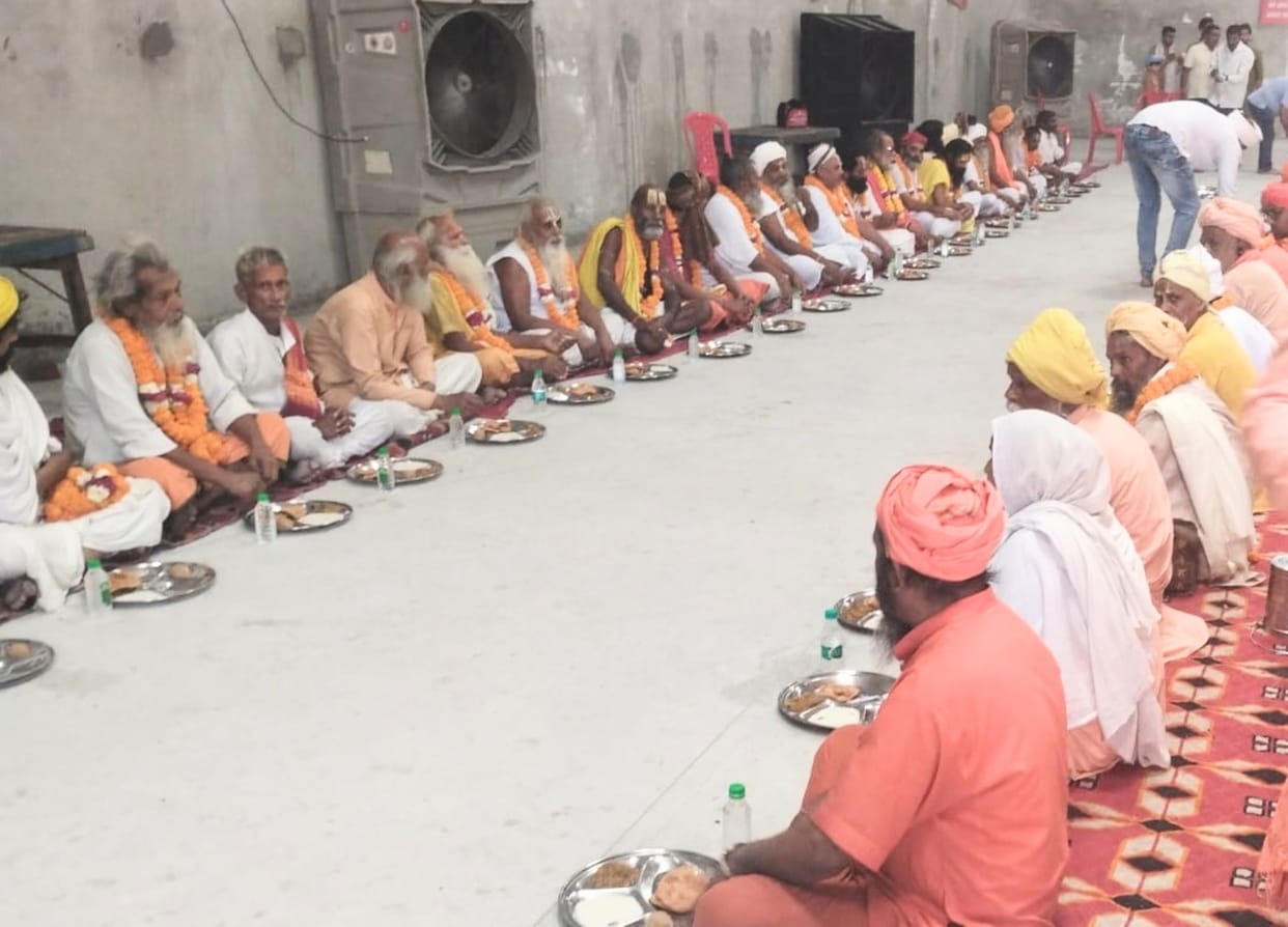 The 12th death anniversary of Shri Gopal Das Maharaj was observed.