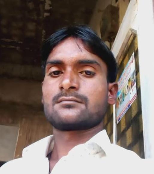 A young man who went to feed the fish died by drowning in a pond