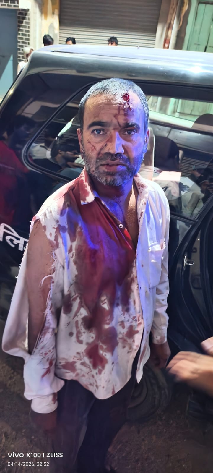 Ruckus Erupts After Procession; E-Rickshaw Driver Chased Down and Beaten