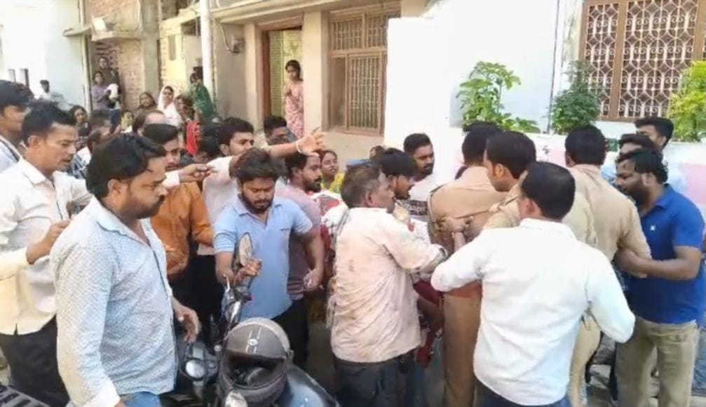 Attempt to block highway, FIR against JN Hospital operator