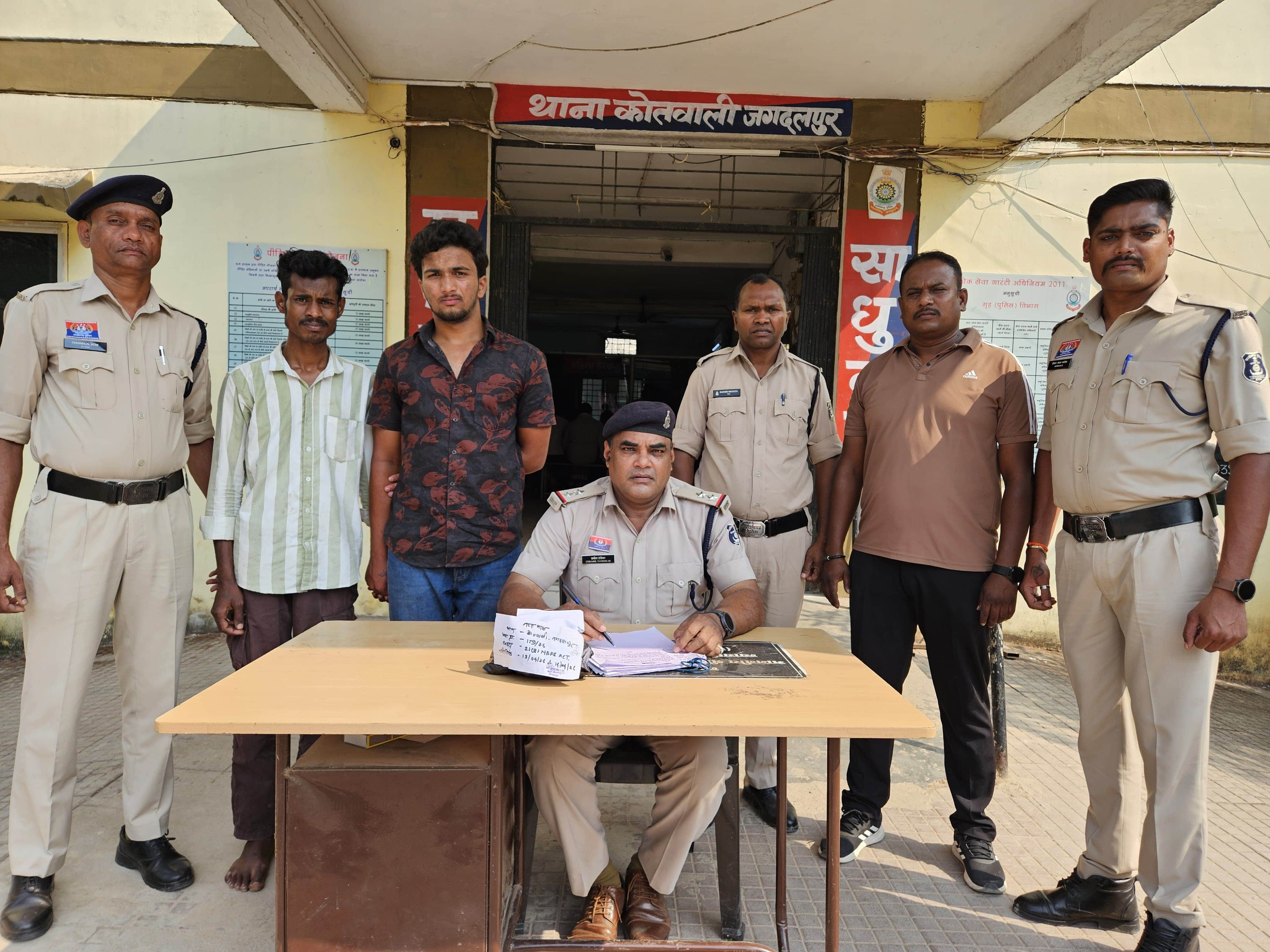 पुलिस हिरासत में आरोपी