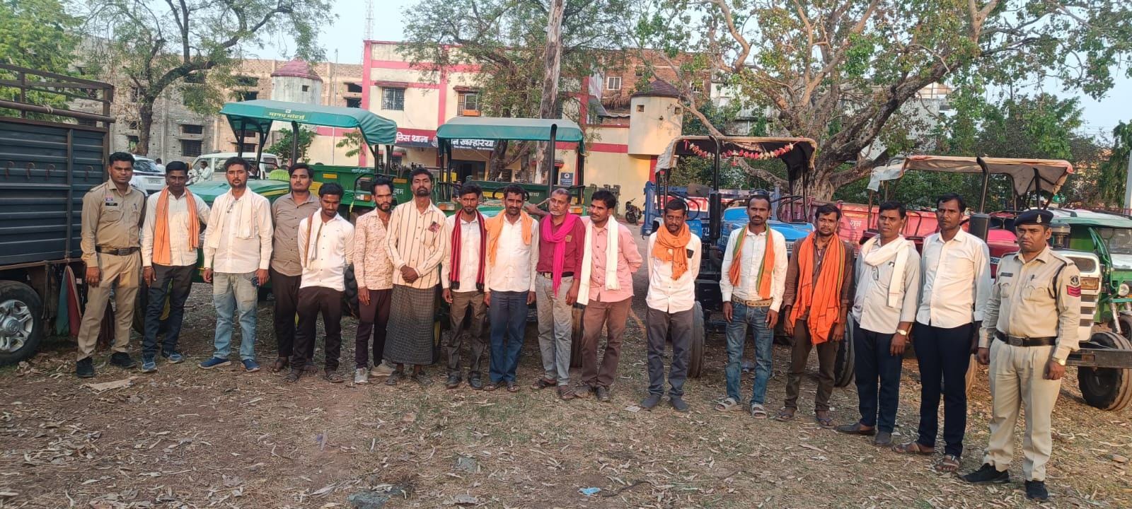 पुलिस की गिरफ्त में आरोपी