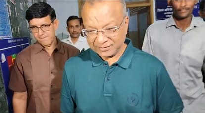 रिटायर्ड आईएएस अधिकारी सुबोध अग्रवाल