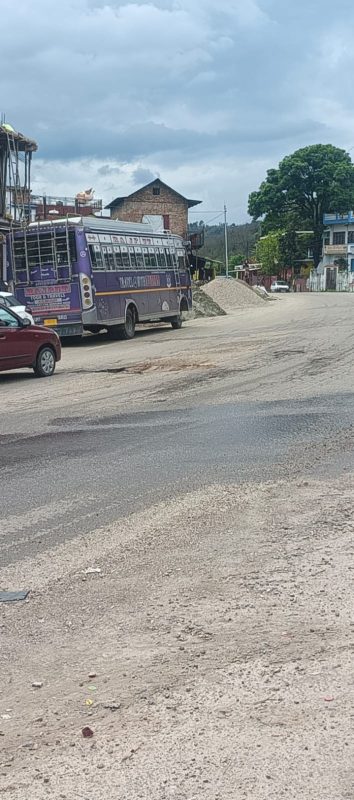 Ser-Sunhani road repair work incomplete, road closed even after the stipulated deadline