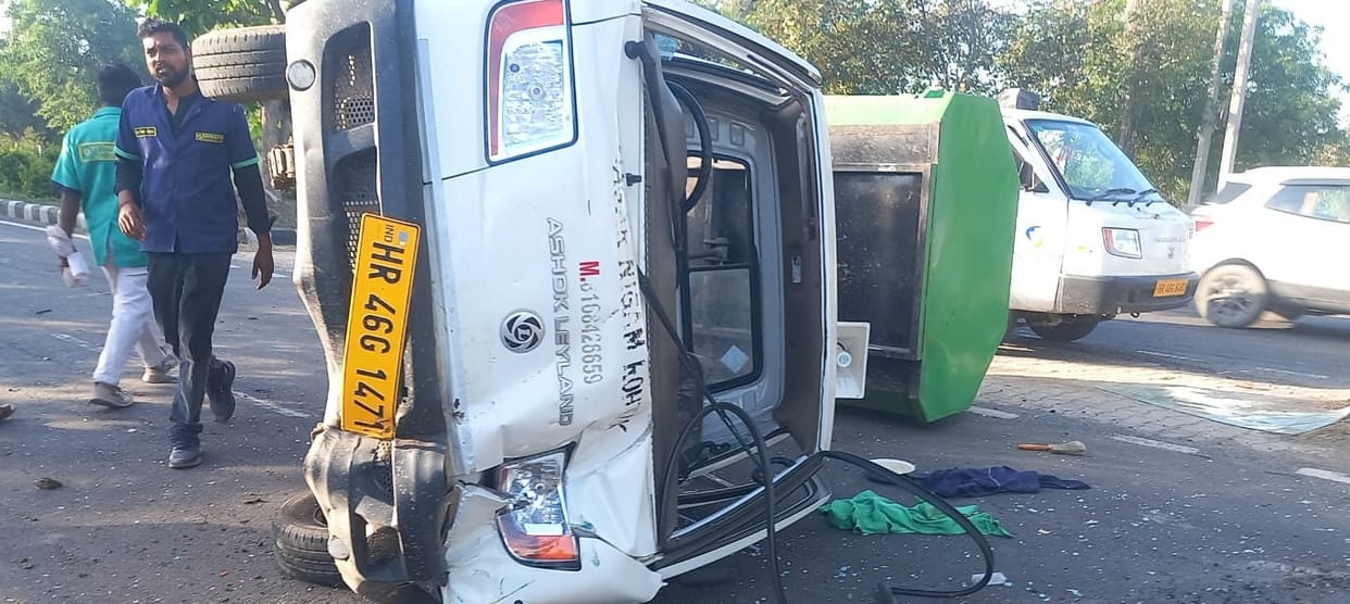 A school bus going to pick up children hit a corporation vehicle from behind.