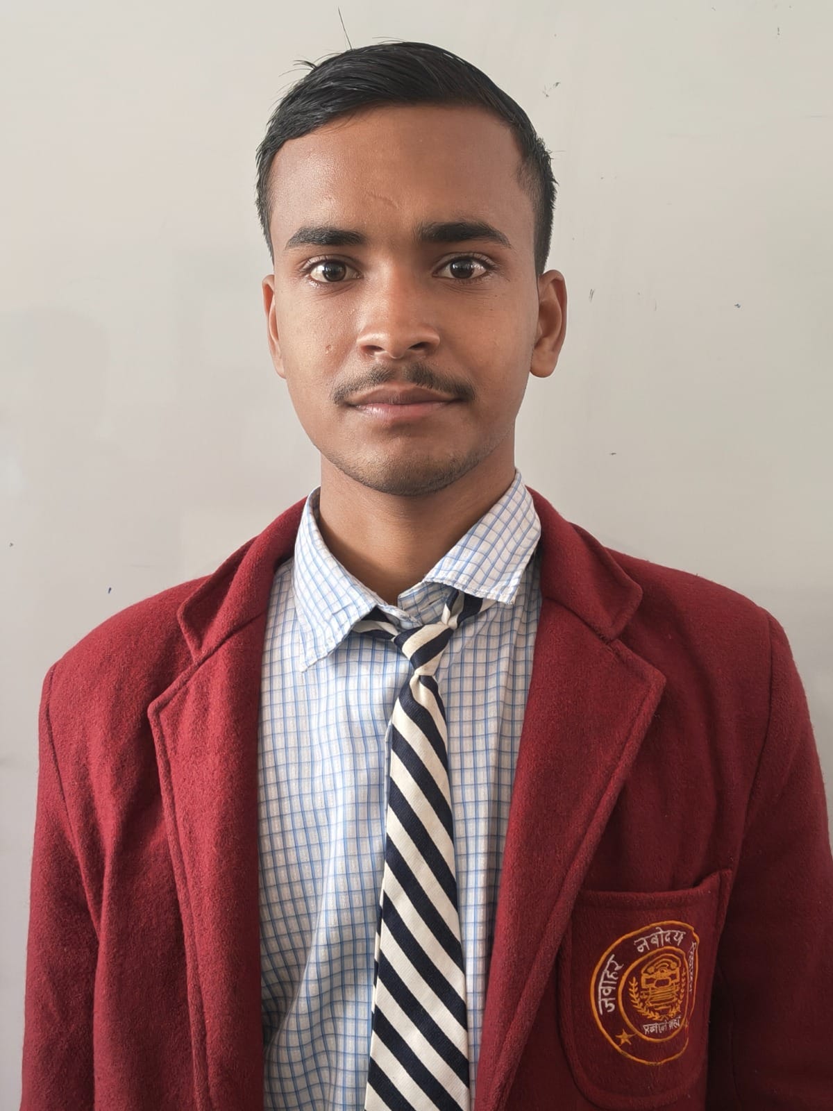 Aditya Maurya became the topper of Navodaya Vidyalaya