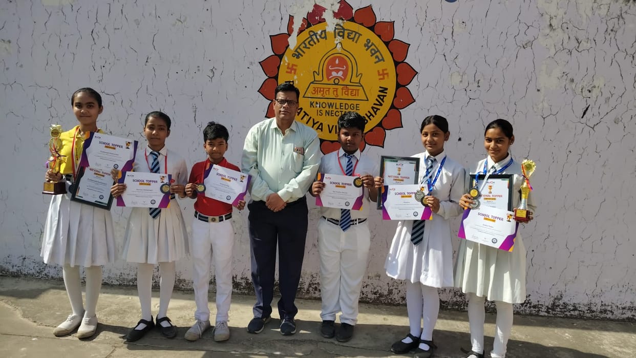Bhavans student Pushpanjali becomes national topper