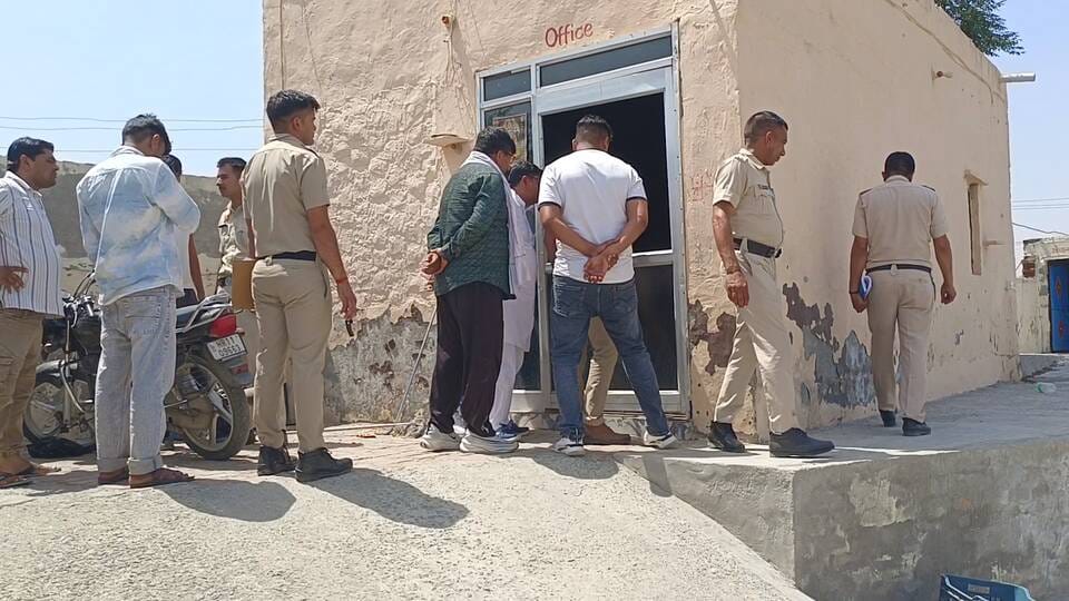 Elderly man commits suicide by shooting himself due to mental stress