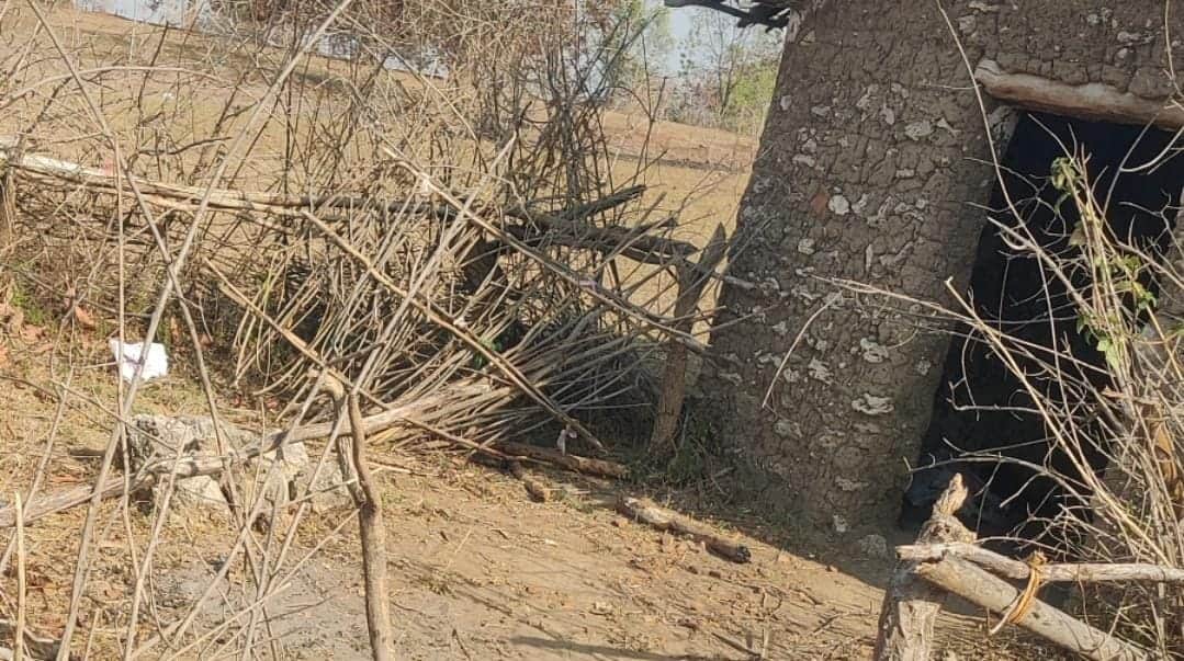 घटना स्थल जहां मिला शव।