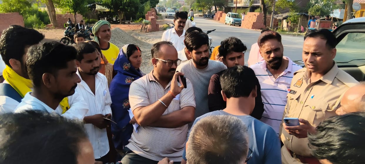 Uproar at agency over non-availability of gas, consumers' anger erupts